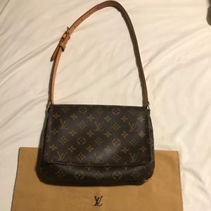 ❌SOLD❌ Authentic Louis Vuitton Musette Tango